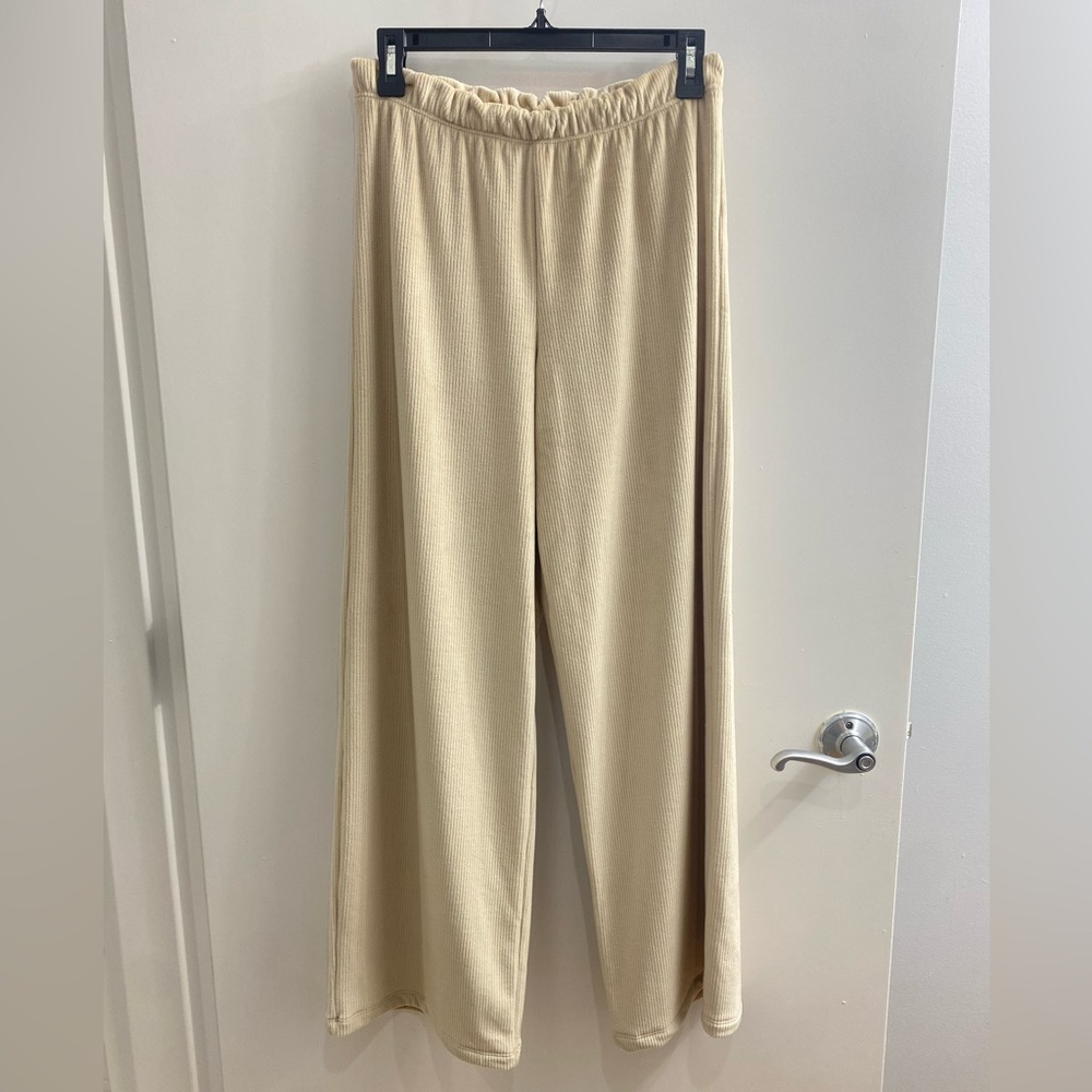Gap Body Soft High-Waisted Ribbed Knit Wide-Leg Pants Beige Size M